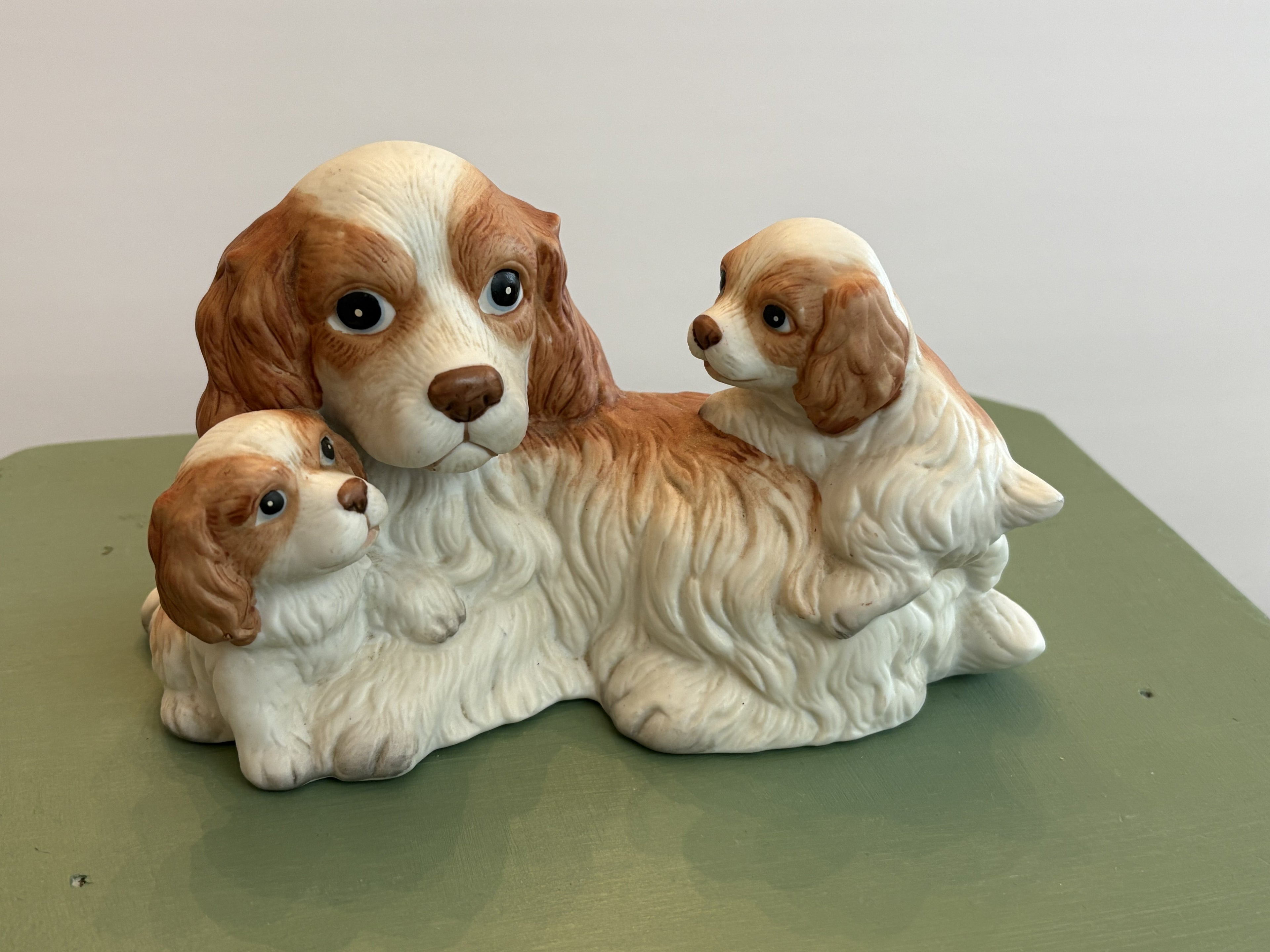Porcelain Cocker Spaniel Family Figurine — Mother Dog with Two Puppies