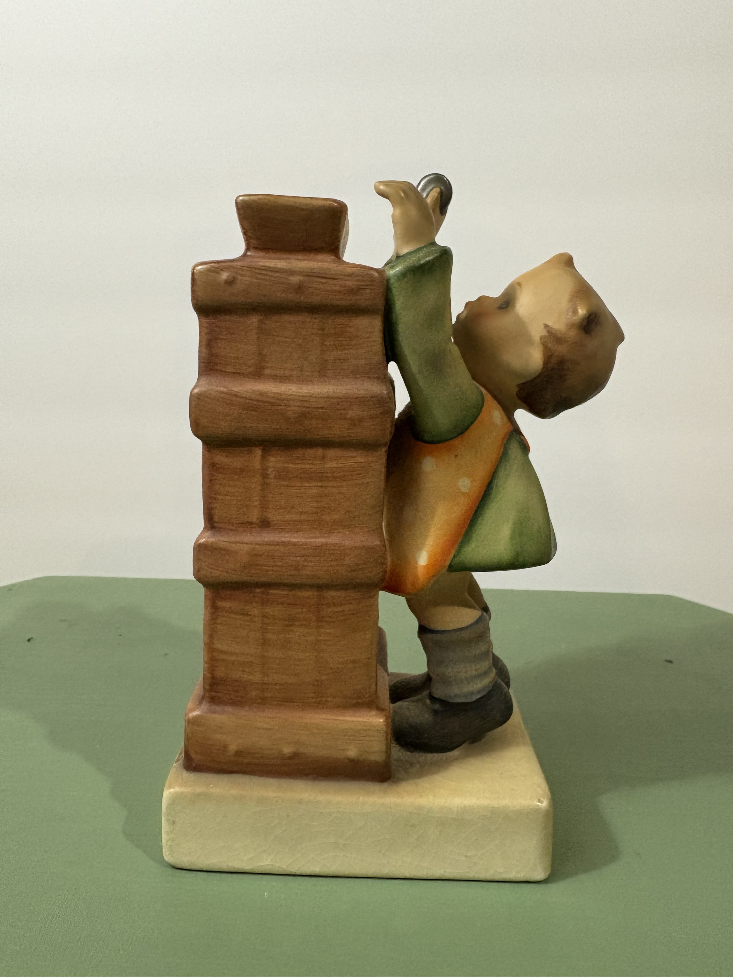 Vintage Goebel Hummel "Little Thrifty" Coin Bank HUM 118 — Hand-Painted German Porcelain Figurine with Original Lock and Key Plate