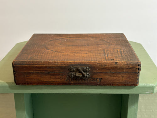 Antique Pennsylvania "Anniversary Golden Veil" Hand-Made Cigar Box — Dovetailed Oak with Brass Latch