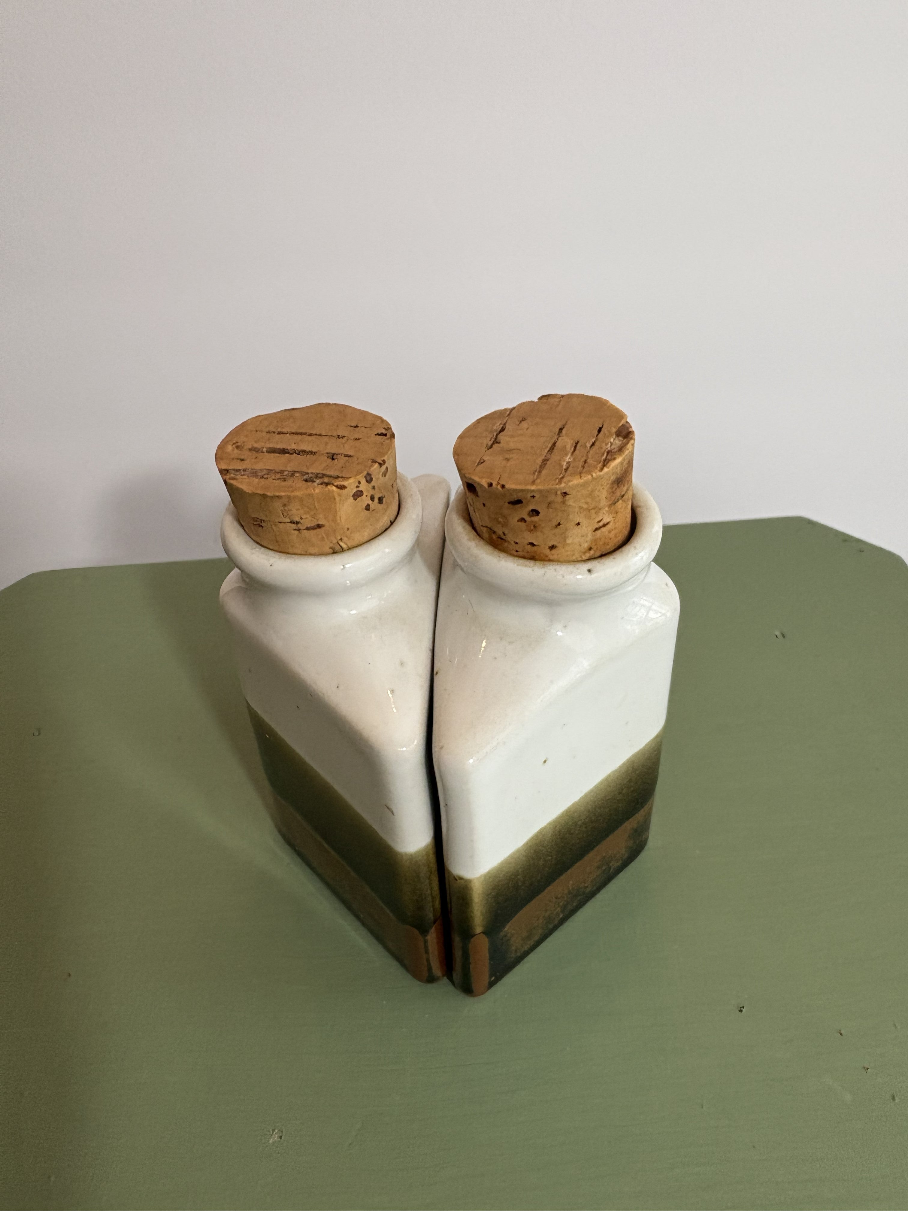 Stoneware Oil and Vinegar Cruet Set — Interlocking Triangular Pottery Bottles with Cork Stoppers