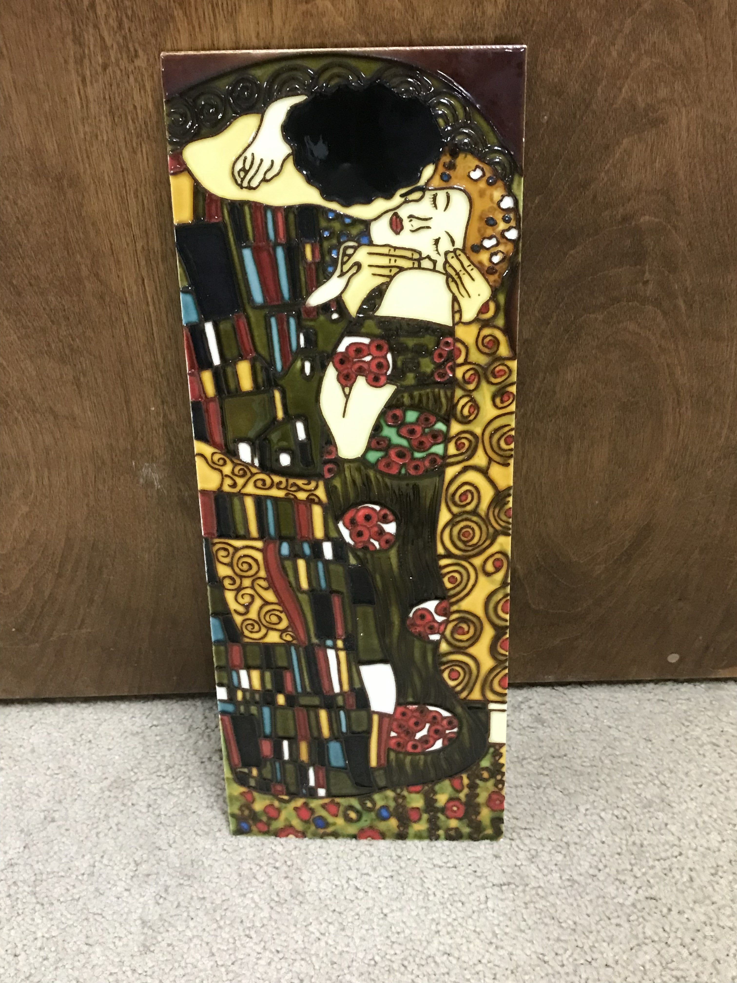 Large Ceramic Art Tile Reproduction of "The Kiss" After Gustav Klimt — Hand-Glazed Decorative Wall Art, Mounted Vertical Panel